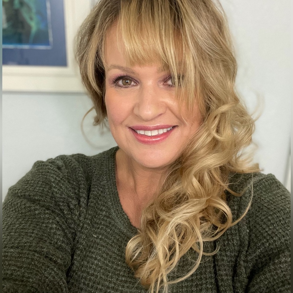 Meet your Posher, Helen